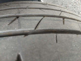 タイヤの溝もご覧の通りです。