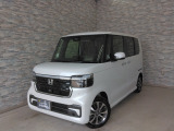 シーケンシャルターンシグナルランプ(流れるウインカー)が装備されています。