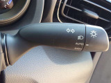 ライトもAUTO機能が付いていて、暗くなると自動で点灯し、明るくなると自動で消灯するので、大変お役にたちますよ!!