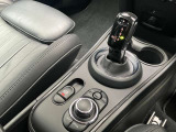 車両の詳細、ご質問につきましては、弊社営業スタッフまでお気軽にご連絡下さいませ。遠方のお客様には実車の詳細画像送信も承ります。