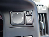 電子式ドアミラーですので運転席からミラー調節が可能ですので非常に便利です♪
