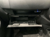 収納スペースもたくさん有ります☆車検証や小物類などすっきり収納♪