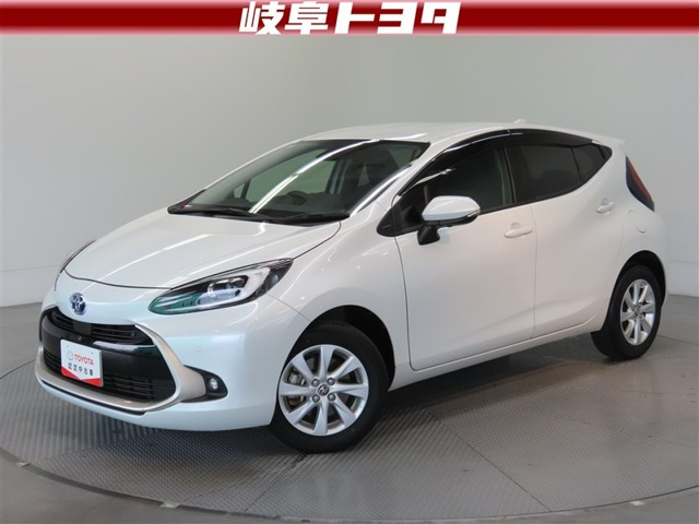 アクア  1.5 Z E-Four 4WD