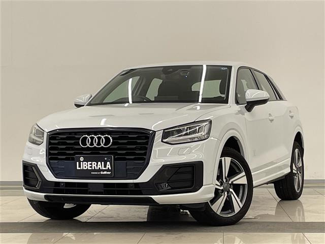 アウディ Q2 