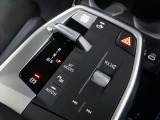 BMWライフをさらに素晴らしいものにするために、BMWカードもご用意しております。ご利用金額1,000円ごとに1ポイントたまります。BMW正規ディーラーでのご利用につきましてはポイントが2倍になります。