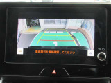 バックモニターは車庫入れの強い味方。