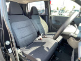 お車の販売と共に、自動車保険もご紹介しております。 弊社取り扱い会社と同じであれば日産独自のサービスもあります。
