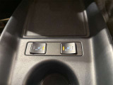 運転席・助手席シートヒーター