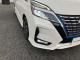 ハロゲンランプの約2倍の光量でより明るく照らす、LEDヘッドランプとフォグランプ!夜間走行時の視認性を高め、とても安心です♪