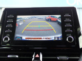 バックカメラ装備しております。駐車時に大変役に立ちますよ。駐車が苦手な方にも便利機能です。