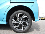 SUBARU 認定U-Carでは独自の厳しい基準を設けた「まごころクリーニング」を全車に実施。細かい汚れやニオイもケアした高品質なクルマをご提供します。