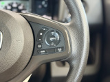 ハンドル右側スイッチは、ホンダセンシングの機能の一つ、「アダプティブクルーズコントロール」です。