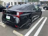 低燃費で環境にもやさしいハイブリッド車です。トヨタ専用診断機器でハイブリッドシステムを綿密に点検してあります!