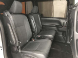 ゆとりある広々とした車内空間は、ドライブを始め買い物やレジャーなど、幅広く活躍します。一人でもみんなとでもお出かけを楽しみましょう!