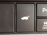 【パワーバックドア】スマートキーや運転席のボタンを押すだけでリアゲートが自動で開閉します!荷物を持っている時や、高い位置にあるバックドアを閉める際に便利な機能です♪
