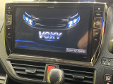 【BIG-X10インチナビ】人気の大画面BIG-Xナビを装備。専用設計で車内の雰囲気にマッチ!ナビ利用時のマップ表示は見やすく、テレビやDVDは臨場感がアップ!いつものドライブがグッと楽しくなります♪