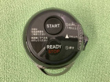 純正リモコンエンジンスターター用の操作キーもついています。