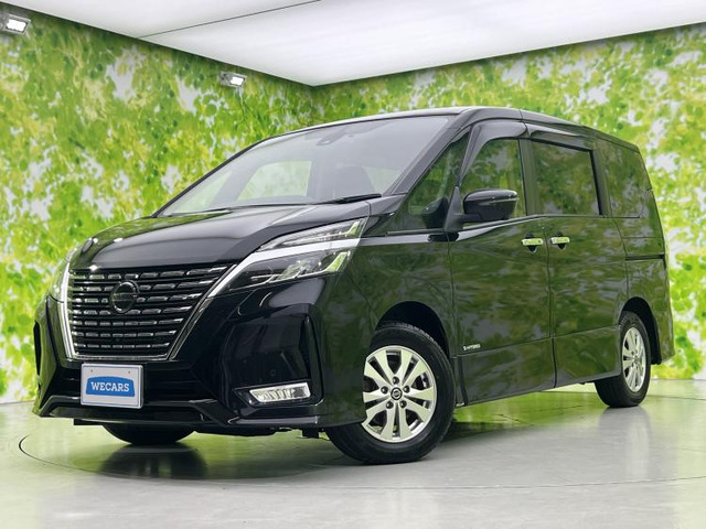 セレナ 2.0 ハイウェイスターV 4WD 