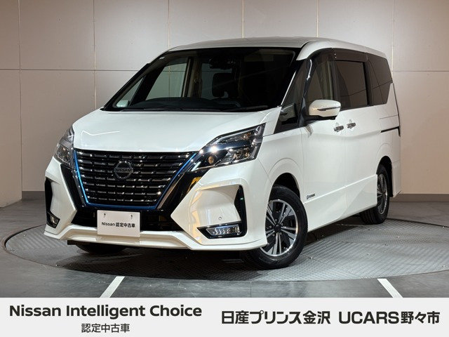セレナ 1.2 e-POWER ハイウェイスターV 
