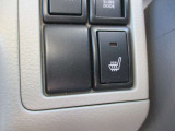 運転席シートヒーター装備しております。