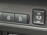 両側オートスライドドア装備!運転席のスイッチやリモンキーでも開閉操作が出来るので便利ですよ!