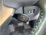 【レーダークルーズコントロール】ミリ波レーダーやカメラで前方の車両を検知し、アクセルやブレーキを踏まなくても設定した車速と車間距離を自動で維持・追従してくれる運転支援機能になります!