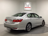 【Honda認定中古車 U-Select】 は3つの安心をお約束します。 1 Hondaのプロが整備した安心。 2 第三者機関がチェックした安心。 3 購入後もHondaが保証する安心。