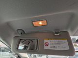 助手席サンバイザーです。