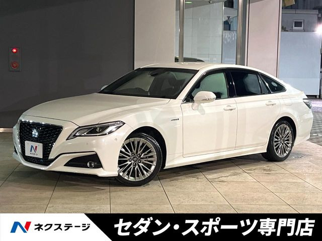 クラウン ハイブリッド 2.5 S Cパッケージ 