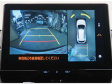 バックガイドモニターで、後方を確認しながら安心して駐車することができます。運転初心者も熟練者も必須の機能ですよ!