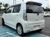 当店は、新車〜登録済未使用車、お買い得軽自動車まで、多数在庫しております♪軽自動車の事なら全て当店にお任せください!目玉車両もございますので、ぜひ一度軽ワールドへお越しくださいませ!