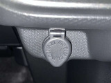 シガーソケット用の充電器が使用可能です!