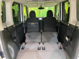 普段のお買い物や通勤、送迎等に十分な荷室スペースを確保しております。セカンドシートを倒すと、大きな荷物の積載も可能です♪