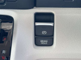 操作のしやすさが分かるスイッチ類。装備有無と配置、文字消えや使用感までチェックできます。