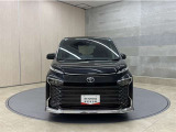 お車購入のポイントとなるフロントマスクです。上質で迫力あるデザインですね☆☆