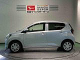 納車前にはプロのメカニックが点検、整備を行いますので安心してお乗り頂けます!!