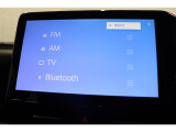 Bluetoothオーディオ再生、地デジ(フルセグ)対応。CD・DVDプレイヤーも装着しています☆