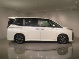 スーパーUVカット機能付(撥水機能付)UVカットフロントドアグリーンガラス&UVカット機能付プライバシーガラス(スライドドア・リヤクォーター・バックドア)