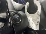 プッシュスタート式でエンジン始動が楽です。鍵もスマートキーとなっているためドアロックの開閉も楽です。