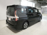 セレナ 1.2 e-POWER ハイウェイスターV 