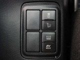サポカーは、高齢運転者を含めたすべてのドライバーによる交通事故の発生防止・被害軽減対策の一環として、国が推奨する新しい自動車安全コンセプトです。詳しくは販売店スタッフまでおたずねください。