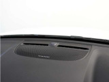 【harman/kardon】世界のオーディオファン垂涎のプレミアムサウンドシステムを搭載。原音に近い音場空間を忠実に再現。乗る人すべてに最良の音響体験を提供します。