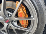 【ブレンボ製キャリパー】ハイパワー車両には強力なブレーキが必須!世界のスーパーカーにも採用されるイタリアの高級メーカー「ブレンボ」を装着!色鮮やかなキャリパーがスポーティな印象を引き立てます♪