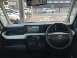 インパネ周りはこのように機能的にまとまっています。クリーニング済みで室内もキレイです。