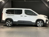 フランスの産業界を代表する企業であるプジョーは、世界で活躍する自動車産業の中を見回しても最も古いブランドの1つです。210年を超える歴史をご体感ください。