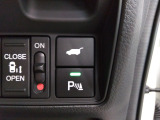 運転席からもパワーゲートの操作が可能