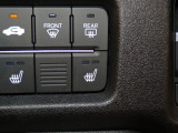 【シートヒーター】シートヒーター装備車です。寒い冬に乗車中とても暖かく快適に移動できます。冷え性の方にピッタリの装備です!
