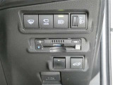 ETC車載器付きです。高速道路の料金所もスムーズに通過できます。