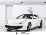 GTC 4 Lussoが入荷しました。外装色はBianco Avus。