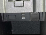 シガーソケット用の充電器が使用可能です!